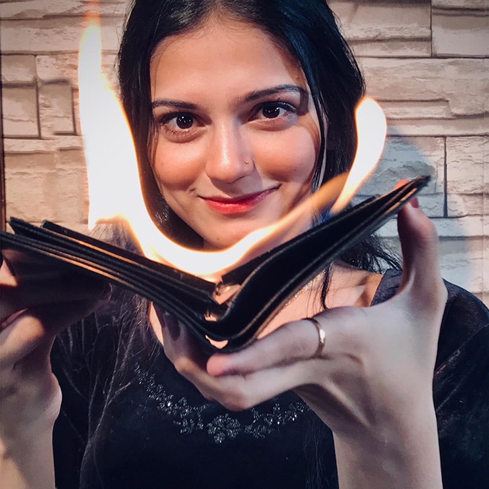Fire Magic محفظة الاستثنائية